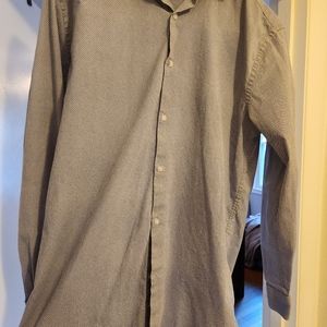 Jones New York Men's dress shirt. Size 15.5 / 34-35